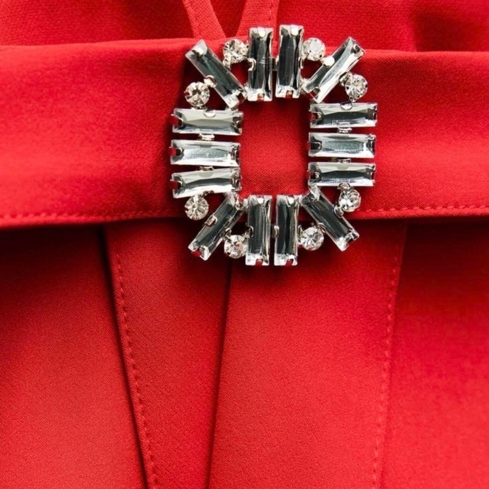 Zara Elegant V Neck Red Dress Size Medium - Picture 6 of 7